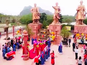BẠCH ĐẰNG GIANG- TRANG NGUYÊN LÊ ÍCH MỘC - ĐỒ SƠN
