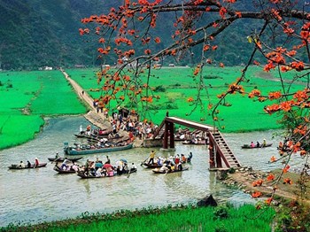 TOUR LỄ CHÙA TRĂM GIAN-CHÙA THẦY-CHÙA TÂY PHƯƠNG-CHÙA HƯƠNG